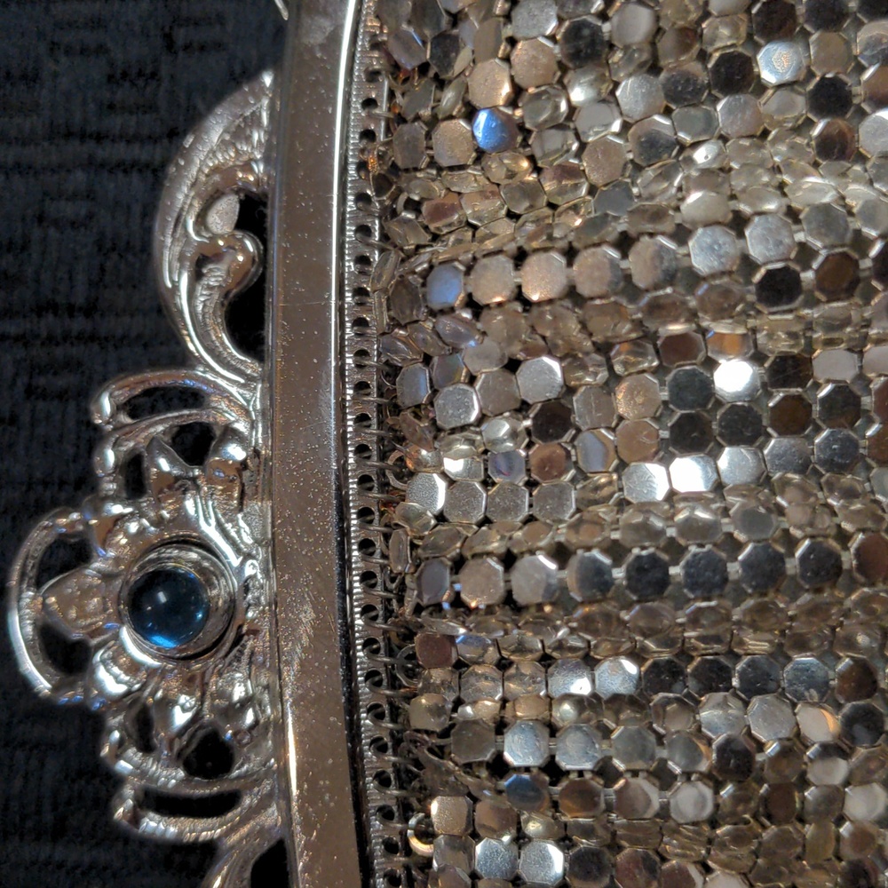 WHITING and DAVIS Cocktail Bag in Silver - Picture 6 of 10